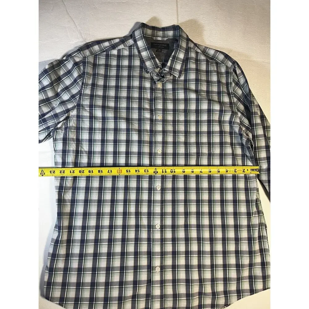 Banana Republic Men’s XL Slim Fit Blue Green Plaid Soft Wash Button Down Shirt
